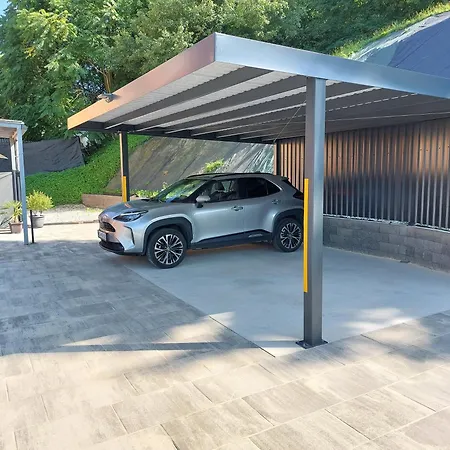 Διαμέρισμα Alexandra